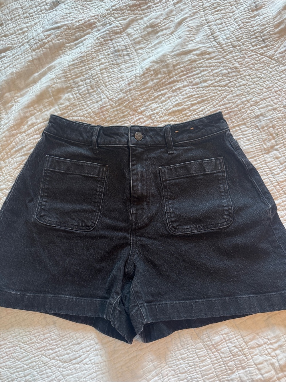 Madewell, jean shorts – curvy the high-rise sailor short
